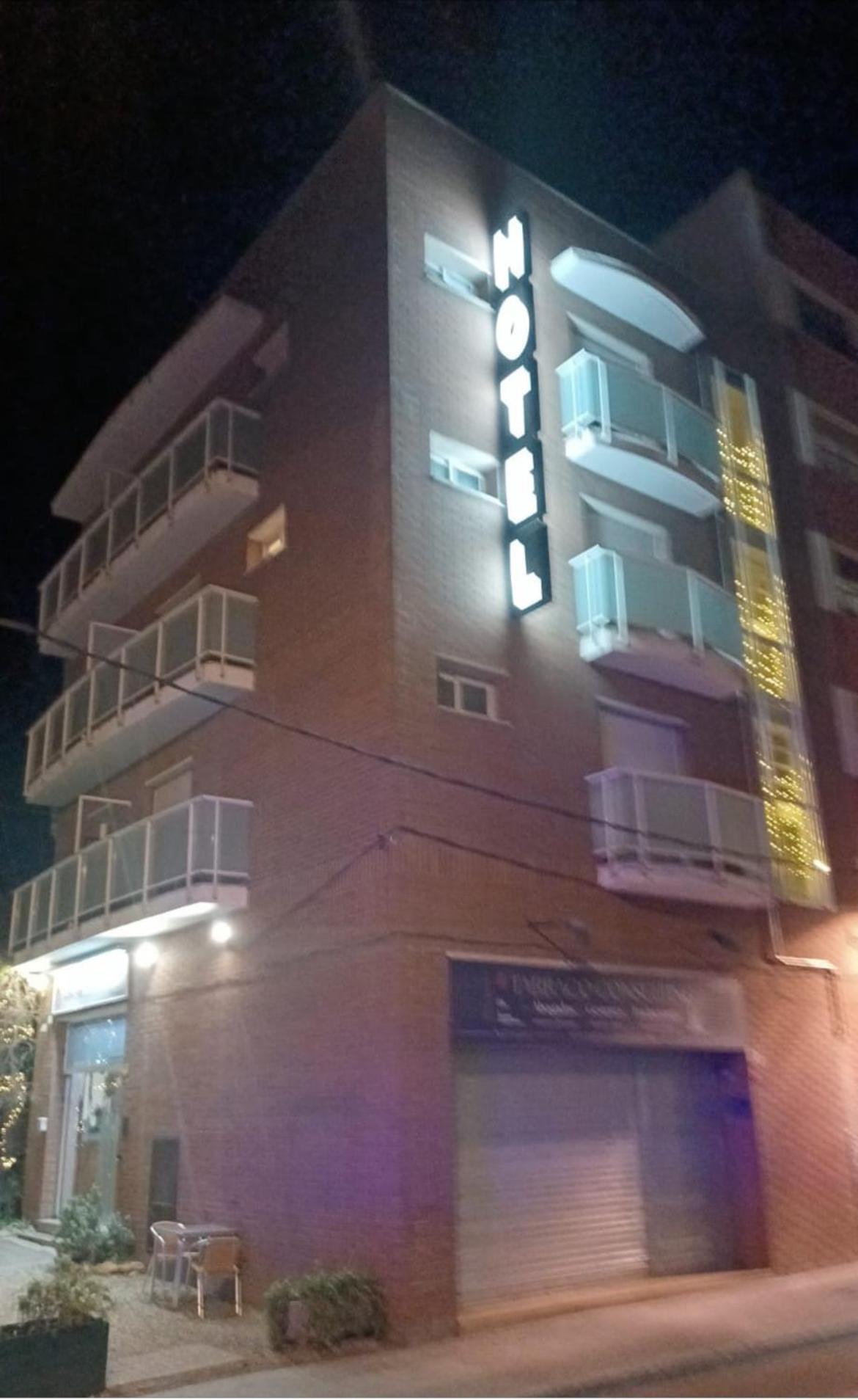 宇宙塔拉戈纳酒店 外观 照片